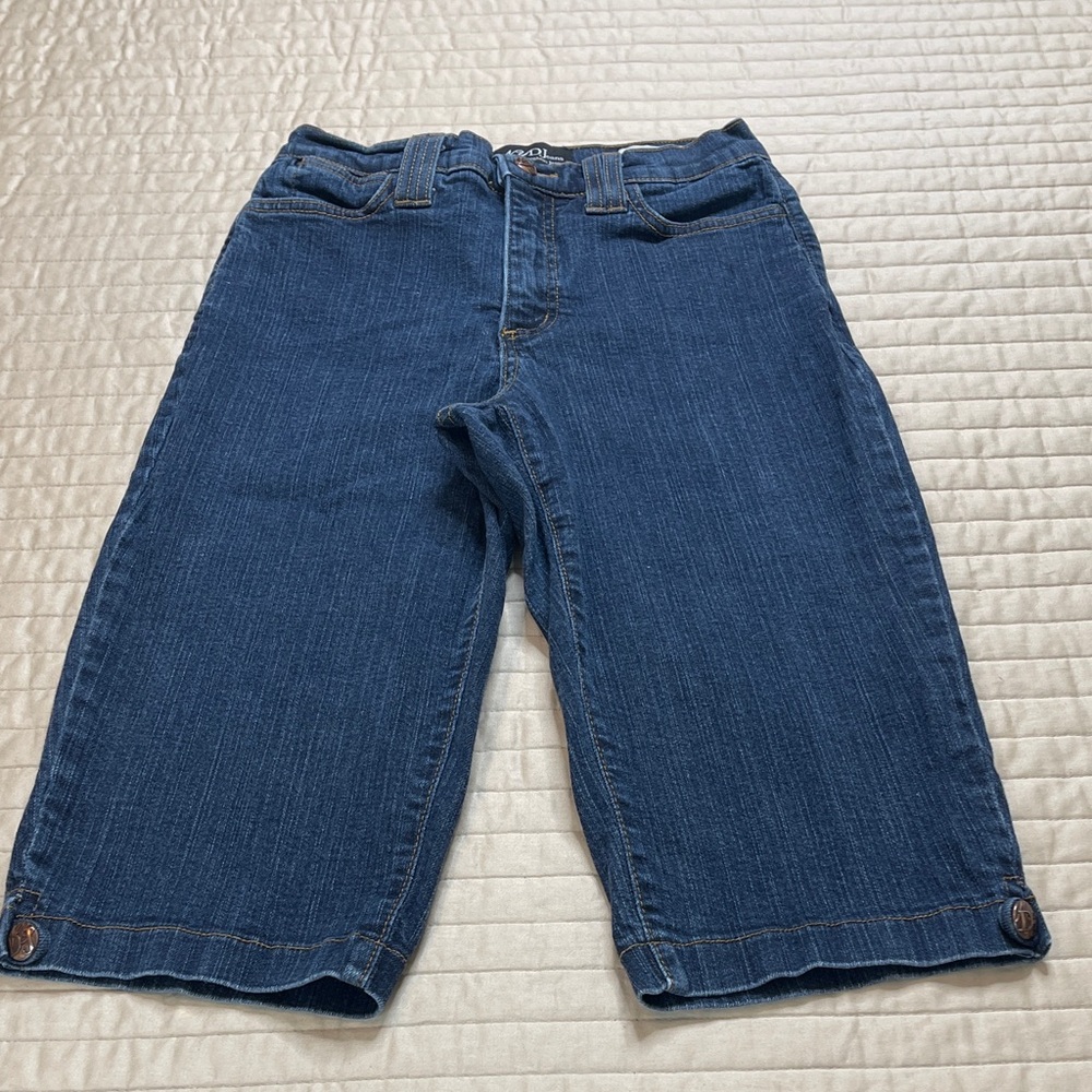 NYDJ Women’s Dark Blue Denim Jean Shorts SIZE 2 KNEE LENGTH